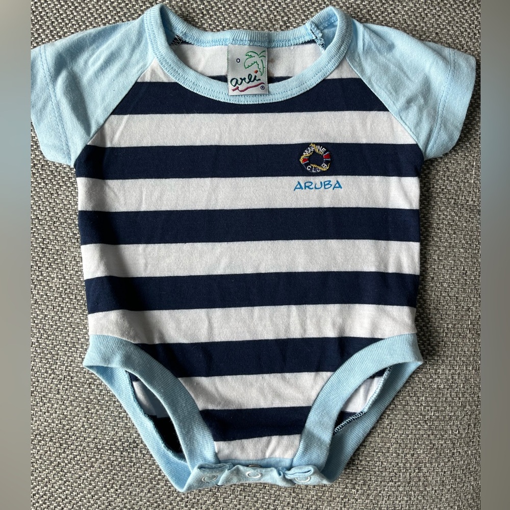 Boys Aruba onesie size 3-6 months